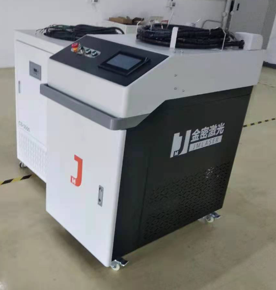 激光焊接機(jī)解決了工業(yè)生產(chǎn)廠家招人難的難題